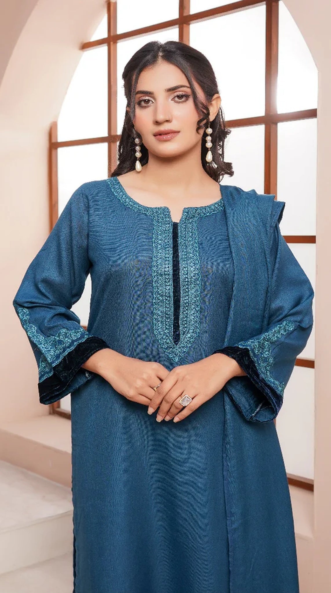 Stylish Blue Dhanak Suit Set