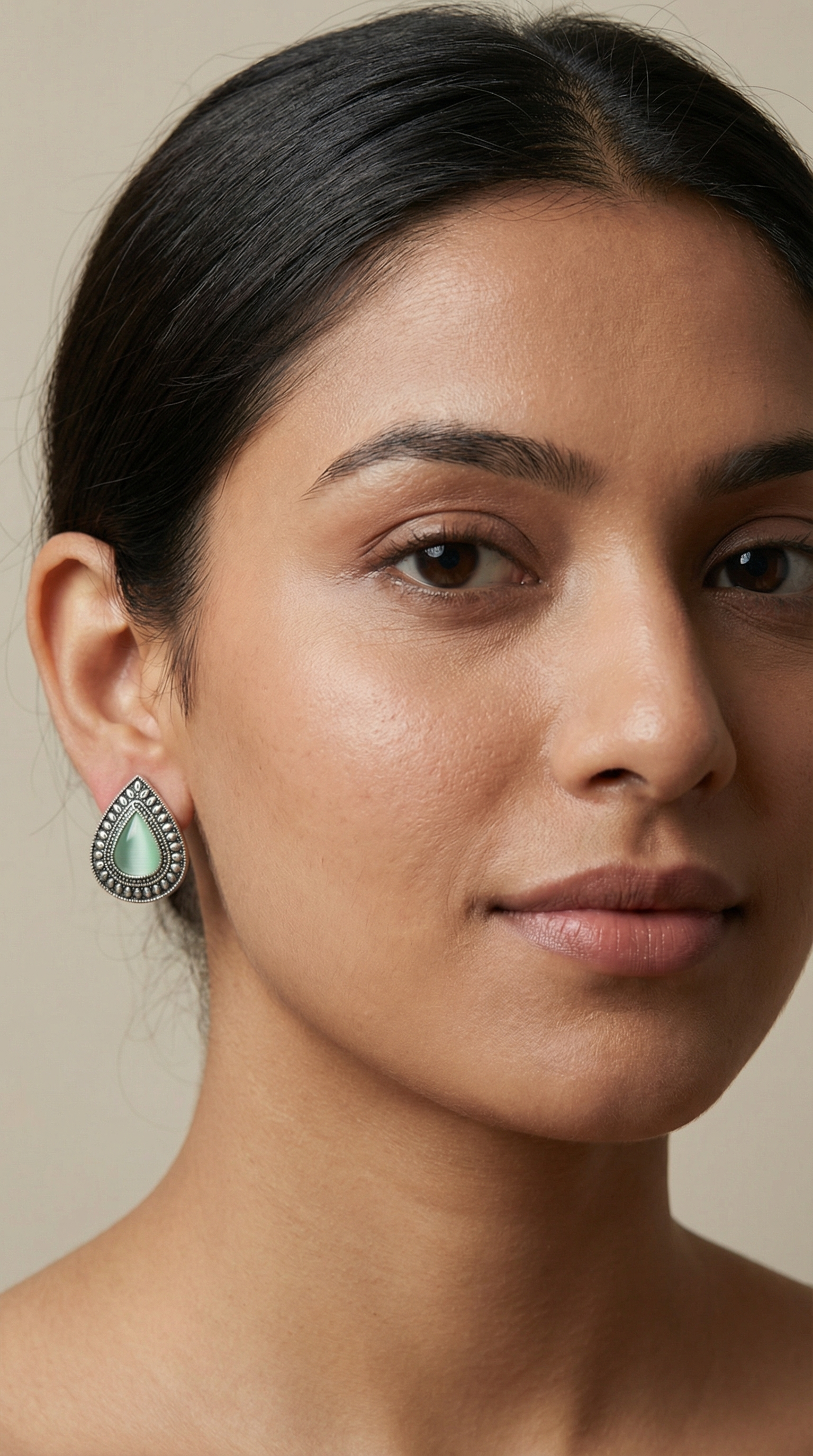 Silver Oxidised Mint Green Cat’s Eye Stone Earrings