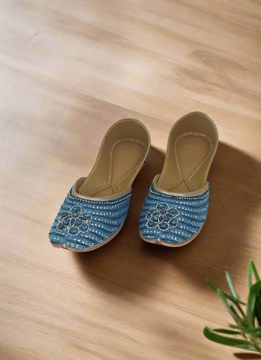 Buy Intricate Embroidered Ladies Kusa