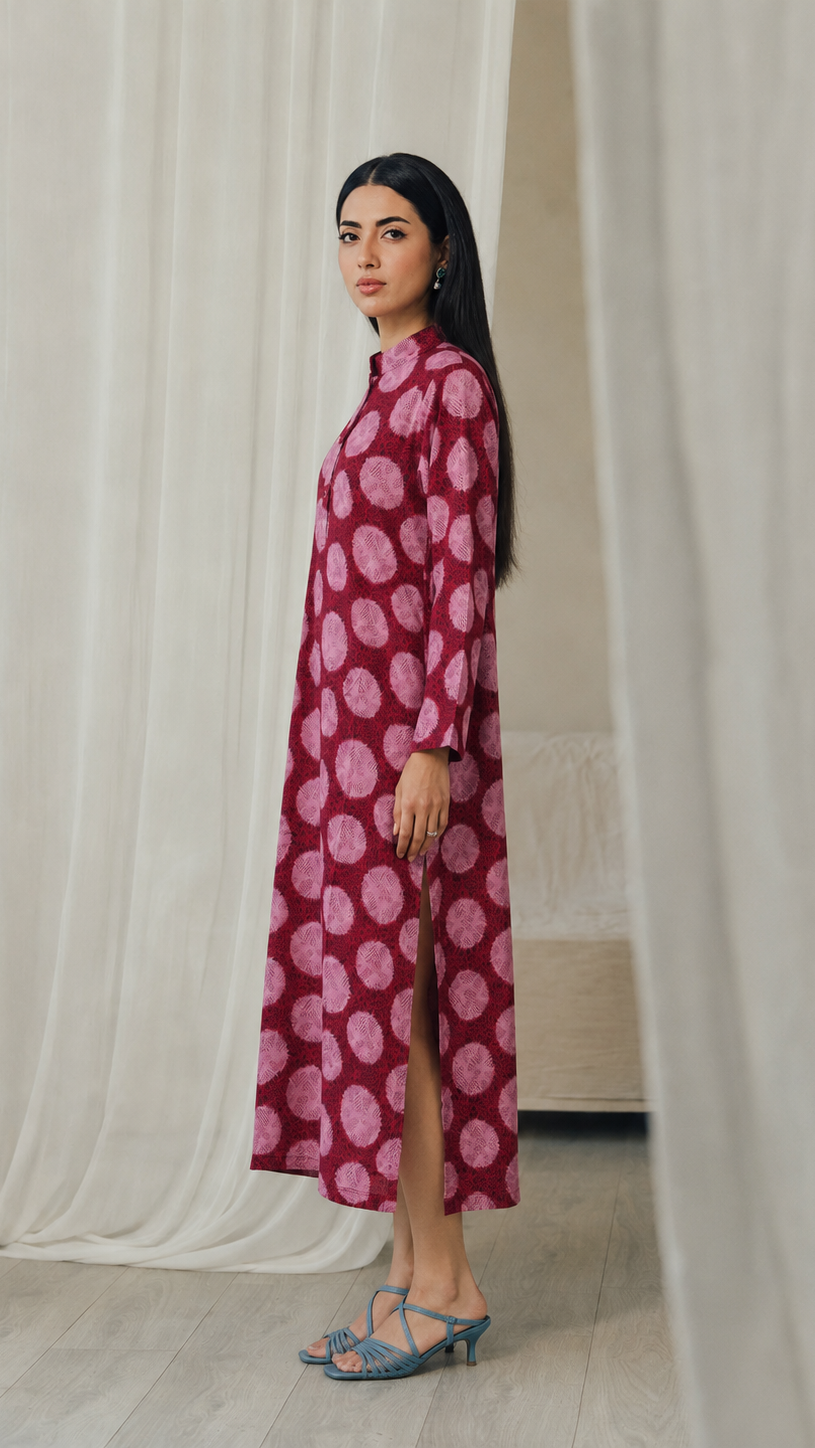 Red and pink women’s printed kurta dress with circular tie dye pattern, mandarin collar and long sleeves, modest Asian ethnic wear by Diya Online