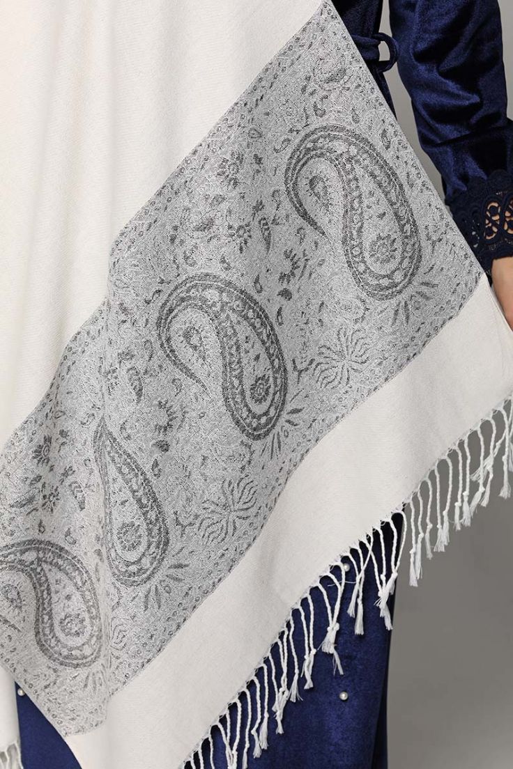 Cream Wool Paisley Floret Stole